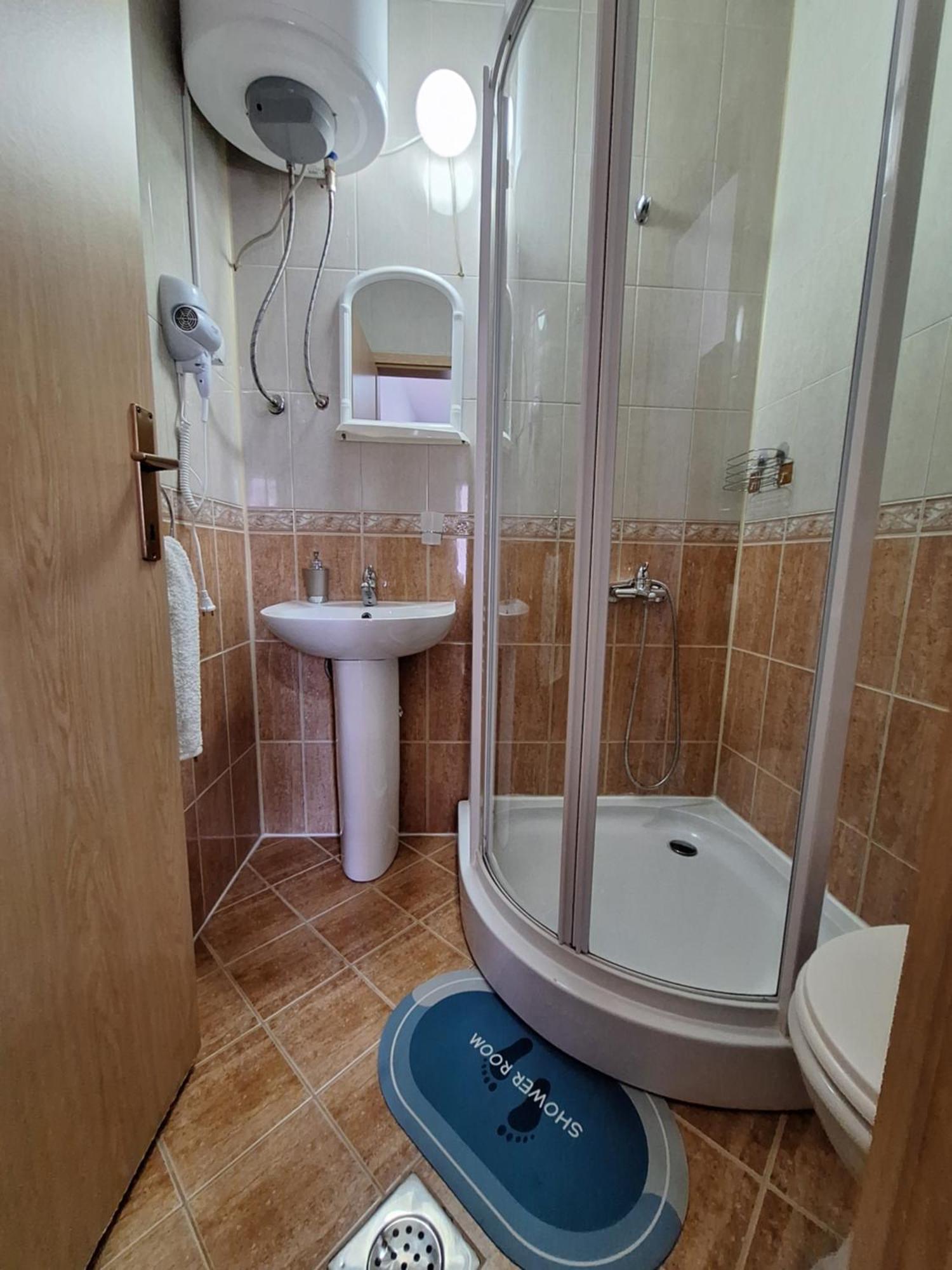 Studio Apartments Oleg Охрид Екстериор снимка