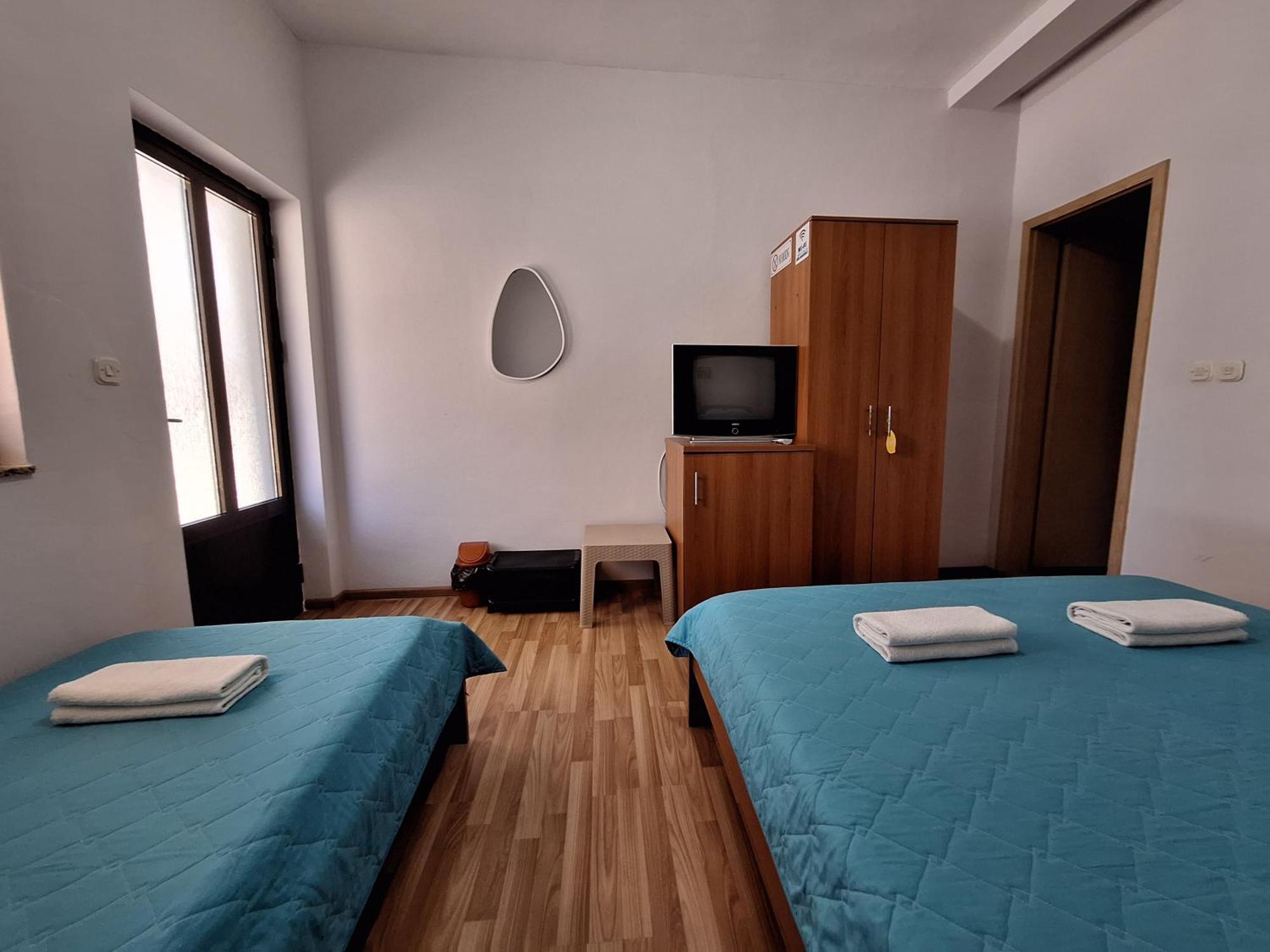 Studio Apartments Oleg Охрид Екстериор снимка